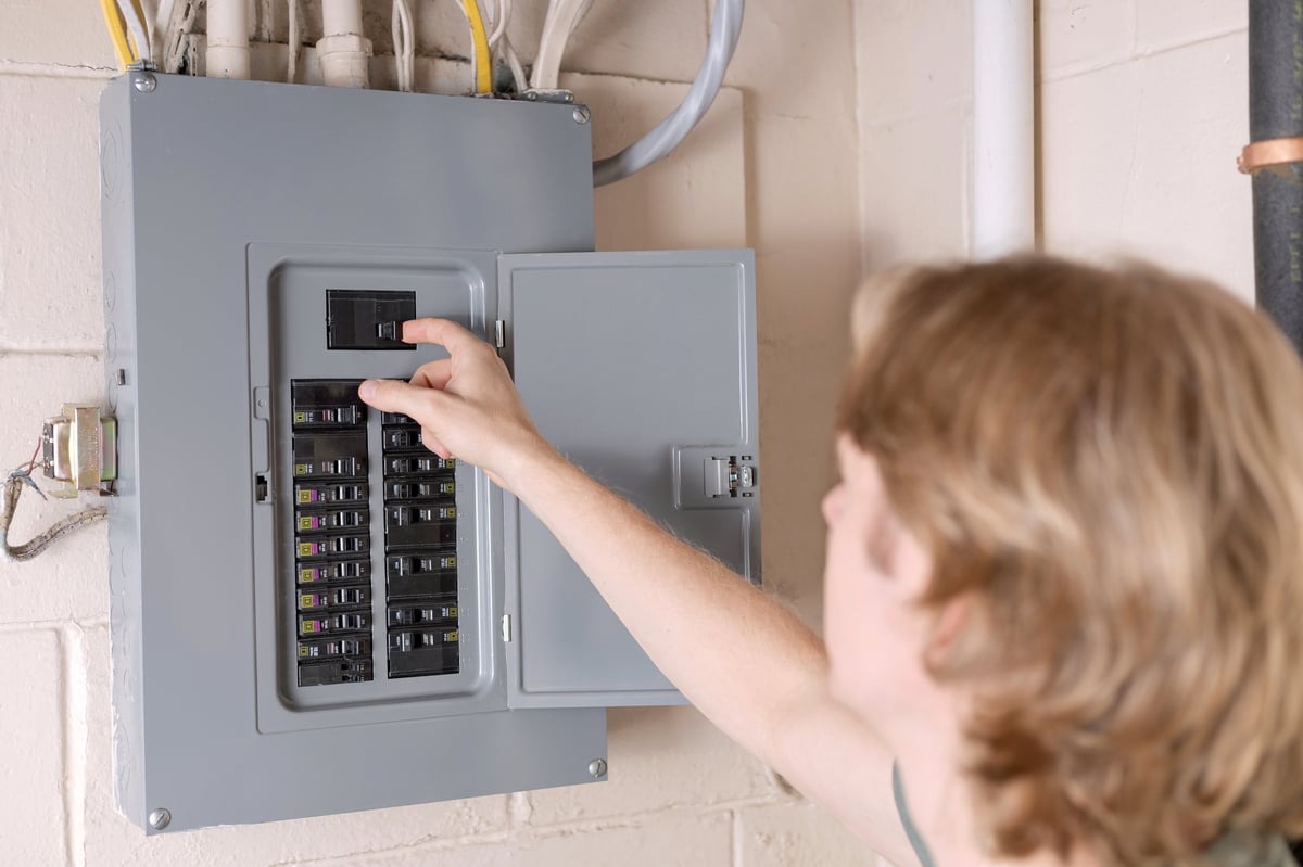 Breaker box repair service